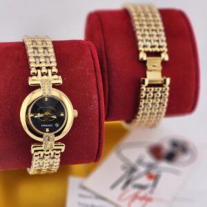 Elegant Ladies Chain Strap Watch – Water-Resistant, Battery Powered
